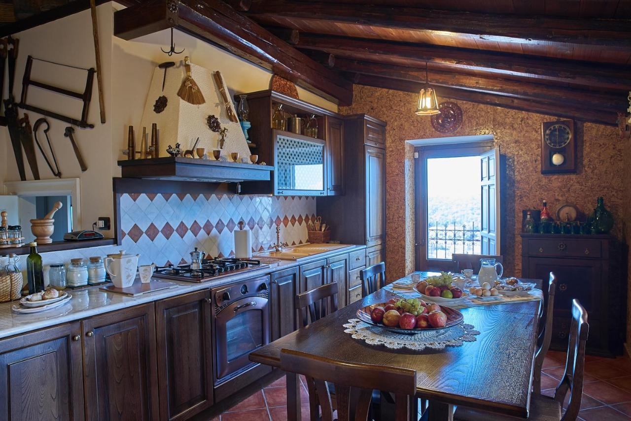 Bed and Breakfast La Casa Del Tempo Cerami Exteriér fotografie
